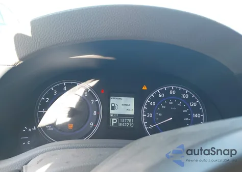 2013 Infiniti G37 Journey z USA, uszkodzony, nr VIN JN1CV6AP9DM710612